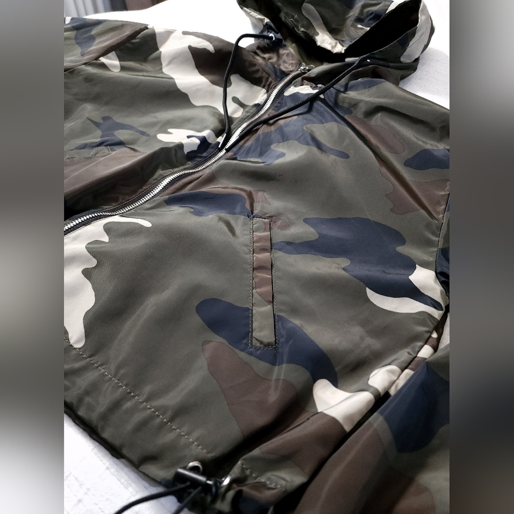 Ten Sixty Sherman Windbreaker Camo/Green Cropped Jacket Sz: Large - Picture 2 of 13